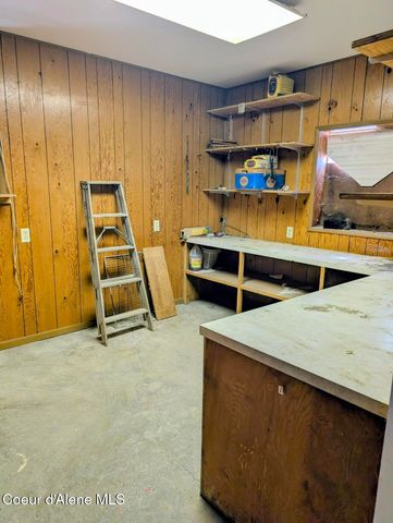 2405 Deer Park Rd, Bonners Ferry, ID 83805