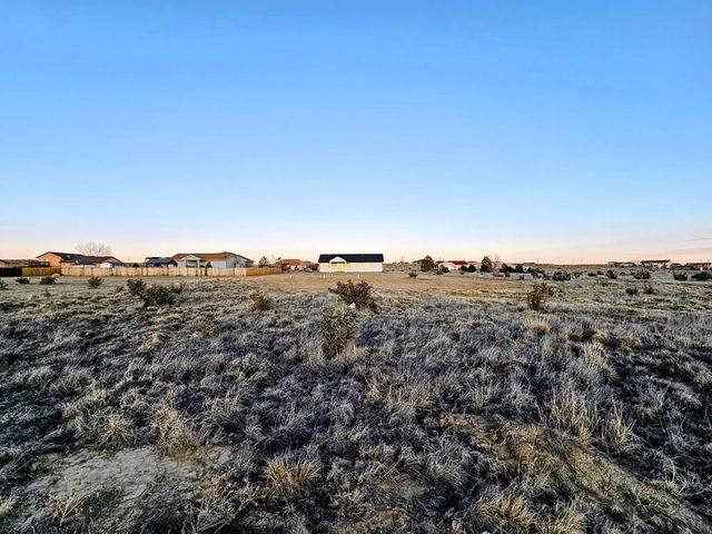 1151 N Red Granite Lane, Pueblo West, CO 81007