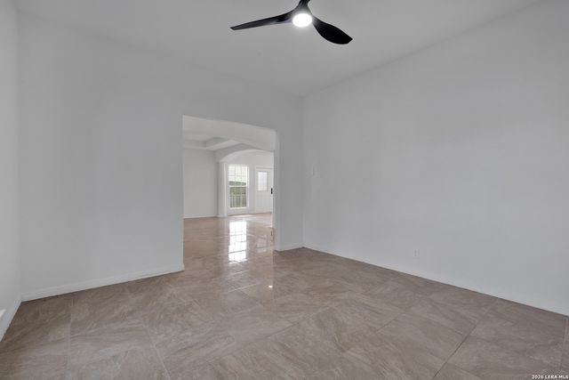 11418 LAGO VIS, Helotes, TX 78023