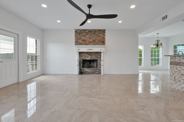 11418 LAGO VIS, Helotes, TX 78023