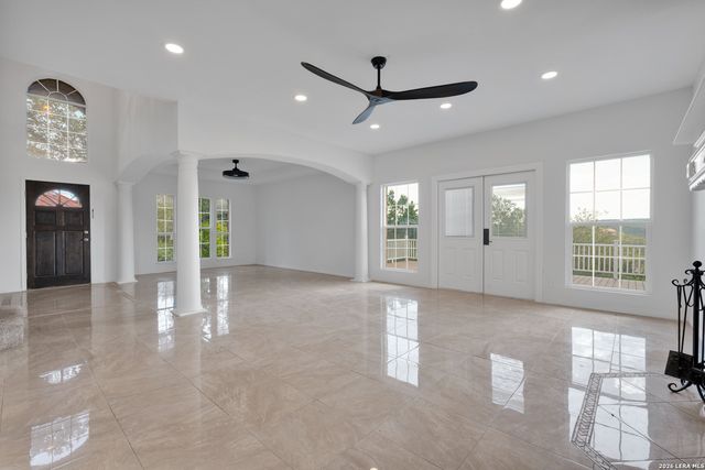 11418 LAGO VIS, Helotes, TX 78023