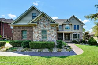 303 Locust Creek Blvd, Louisville, KY 40245