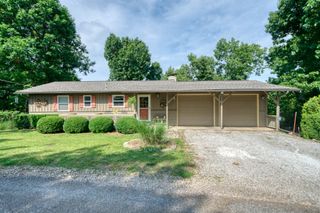 122 Hillcrest Road, Eureka Springs, AR 72631