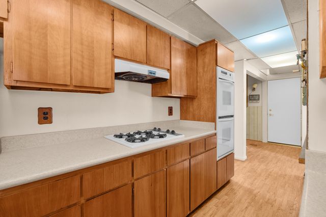 6287 Meadowview Avenue, Comstock Twp, MI 49048