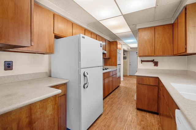 6287 Meadowview Avenue, Comstock Twp, MI 49048