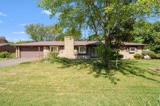6287 Meadowview Avenue, Comstock Twp, MI 49048