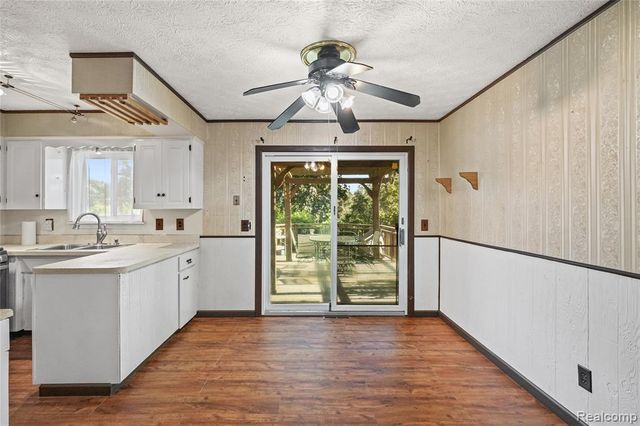 735 Amberwood Street, Auburn Hills, MI 48326