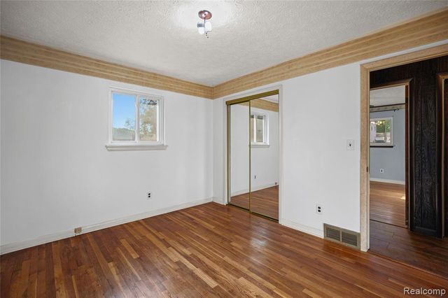 735 Amberwood Street, Auburn Hills, MI 48326