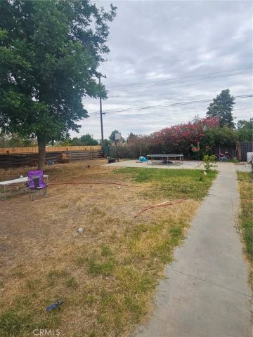 3216 Laurel, Bakersfield, CA 93304