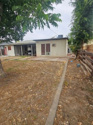 3216 Laurel, Bakersfield, CA 93304