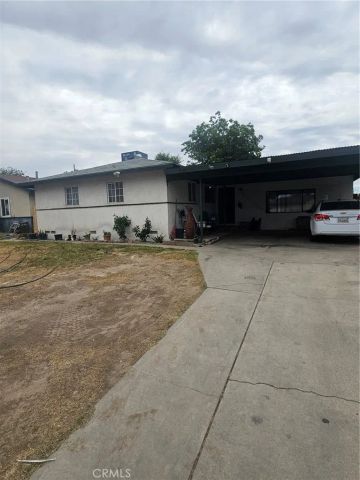 3216 Laurel, Bakersfield, CA 93304