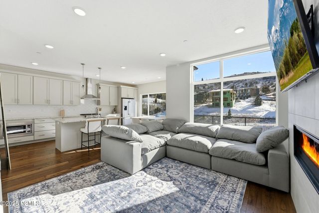 8216 N Toll Creek Lane, Park City, UT 84098