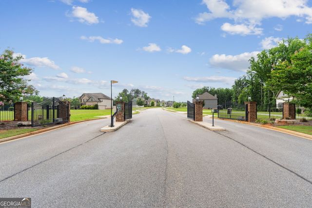 317 Steamwood Lane, Mcdonough, GA 30252