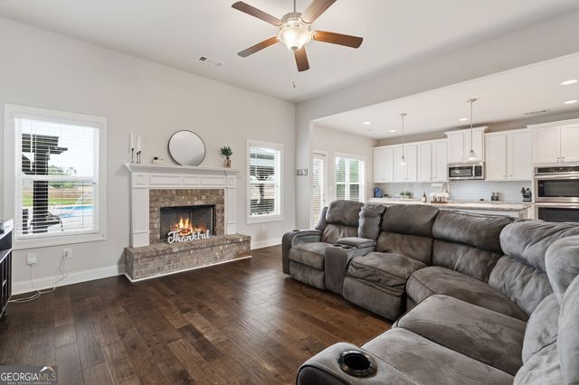 317 Steamwood Lane, Mcdonough, GA 30252