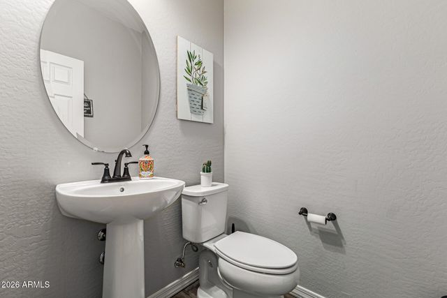 5722 W ATLANTIS Avenue, Phoenix, AZ 85043