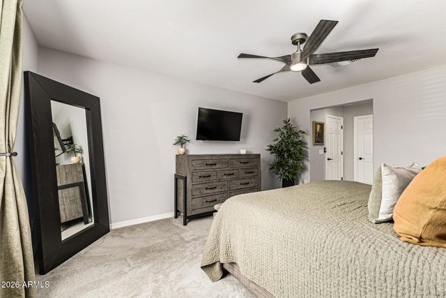 5722 W ATLANTIS Avenue, Phoenix, AZ 85043