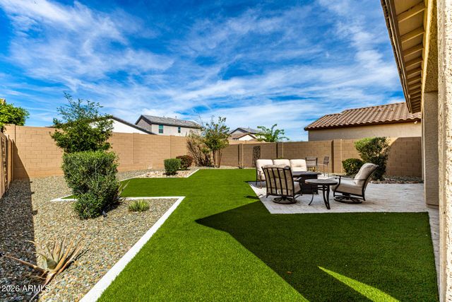 5722 W ATLANTIS Avenue, Phoenix, AZ 85043