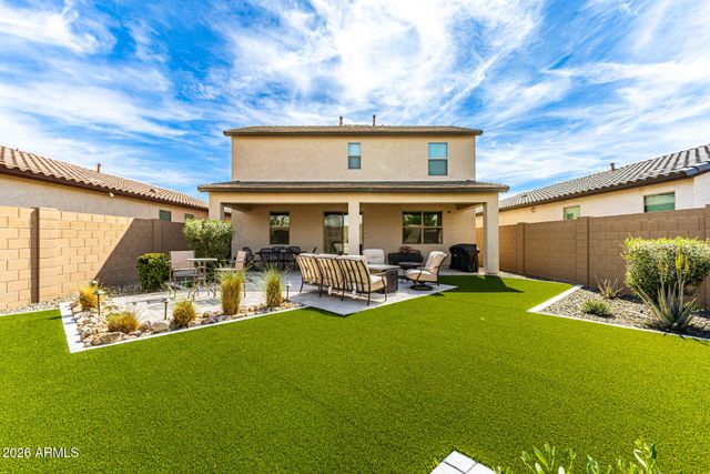 5722 W ATLANTIS Avenue, Phoenix, AZ 85043