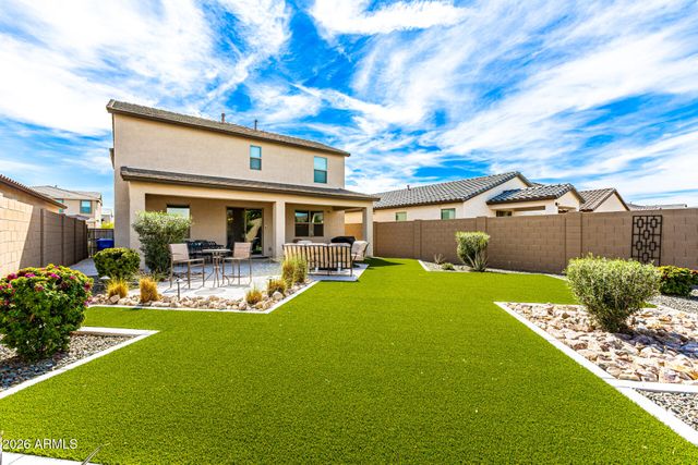 5722 W ATLANTIS Avenue, Phoenix, AZ 85043