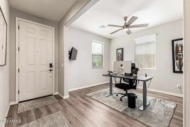 5722 W ATLANTIS Avenue, Phoenix, AZ 85043