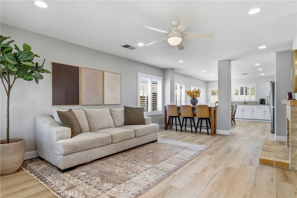 28215 Somerset Court, Castaic, CA 91384 — photo 2