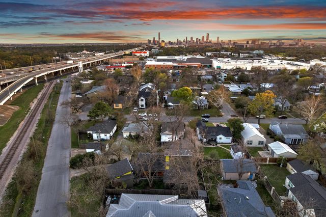 4404 Clarkson Ave, Austin, TX 78751