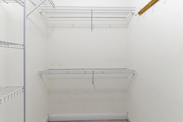 25 Serene Hill Dr., Hattiesburg, MS 39402