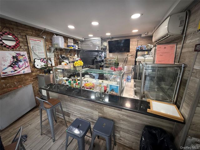 113 E 184th Street, Bronx, NY 10468