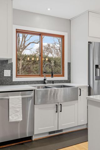 997 Carlton Drive, Shoreview, MN 55126