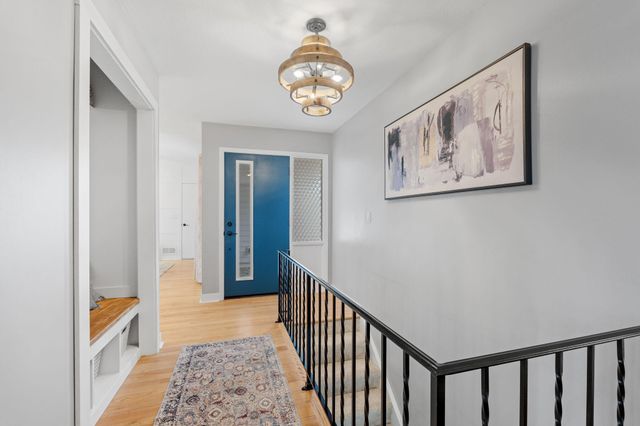 997 Carlton Drive, Shoreview, MN 55126