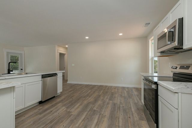 310 E Washington Street, Pierce City, MO 65723