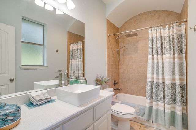 134 Forest Creek Circle, Weatherford, TX 76088