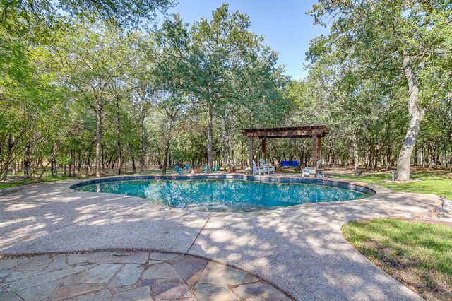 134 Forest Creek Circle, Weatherford, TX 76088