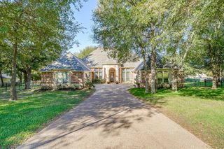 134 Forest Creek Circle, Weatherford, TX 76088