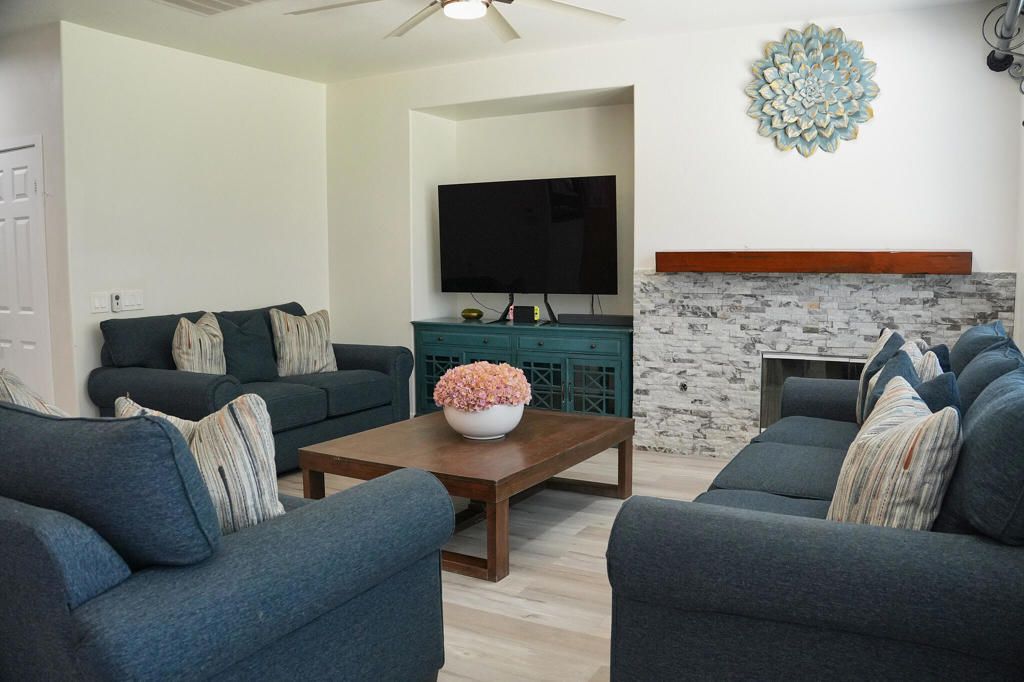 Image 7 of property listing at 83808 Avenida Verano, Coachella, CA 92236