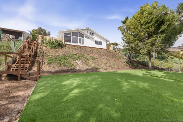 4971 September St., San Diego, CA 92110