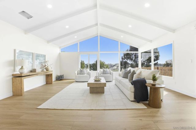 4971 September St., San Diego, CA 92110