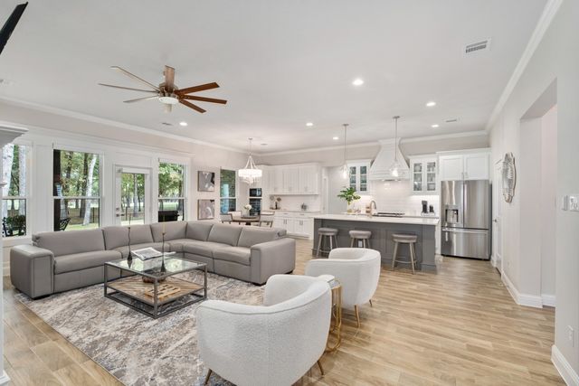 245 Colonial Drive, Mabank, TX 75156