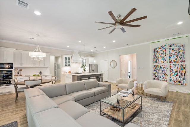 245 Colonial Drive, Mabank, TX 75156