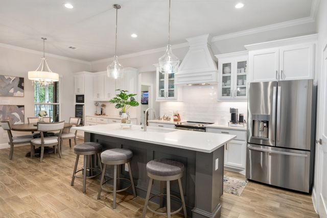 245 Colonial Drive, Mabank, TX 75156