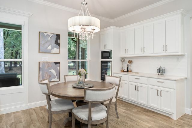 245 Colonial Drive, Mabank, TX 75156