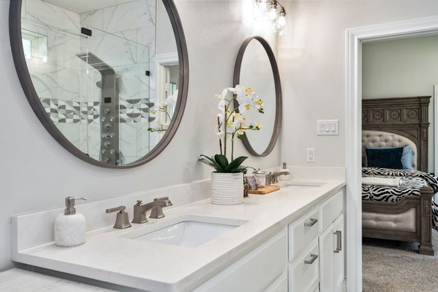 245 Colonial Drive, Mabank, TX 75156