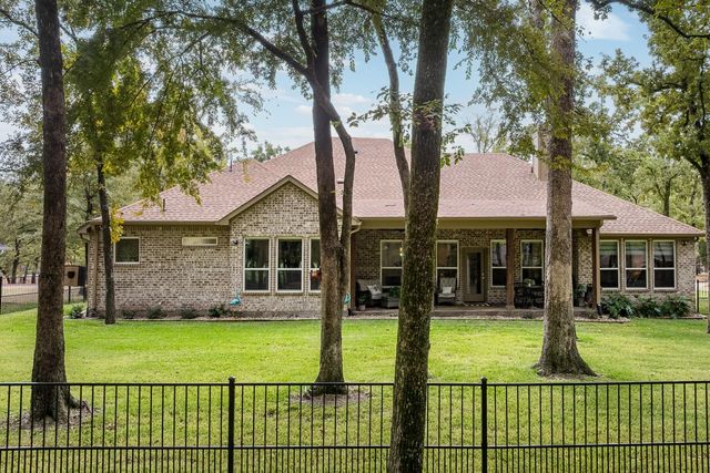 245 Colonial Drive, Mabank, TX 75156