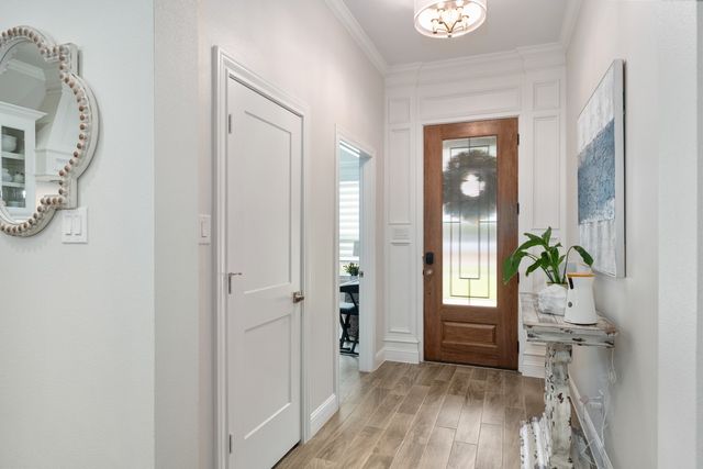 245 Colonial Drive, Mabank, TX 75156