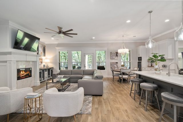 245 Colonial Drive, Mabank, TX 75156