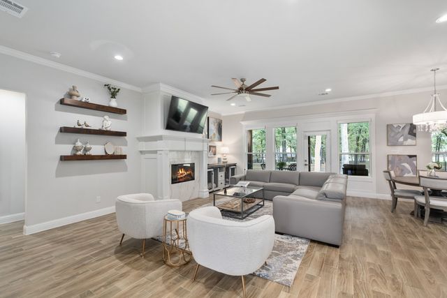 245 Colonial Drive, Mabank, TX 75156