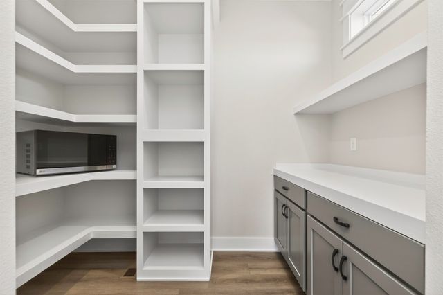 4704 Cartier Avenue, Ames, IA 50014