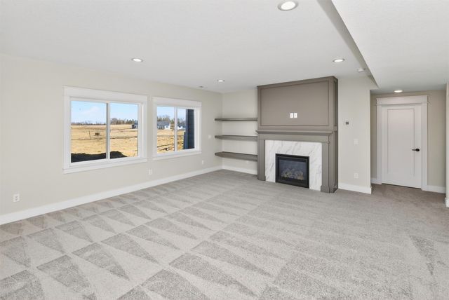 4704 Cartier Avenue, Ames, IA 50014