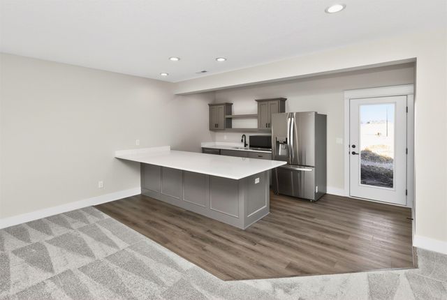 4704 Cartier Avenue, Ames, IA 50014