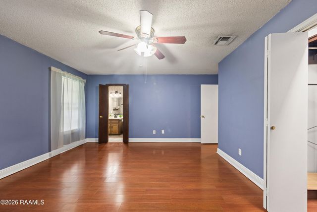 214 Saint Nicholas Drive, Lafayette, LA 70506